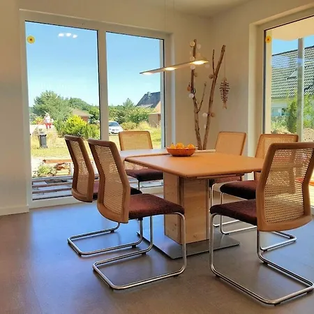 Prázdninový dům In Breege With Swimming Pool